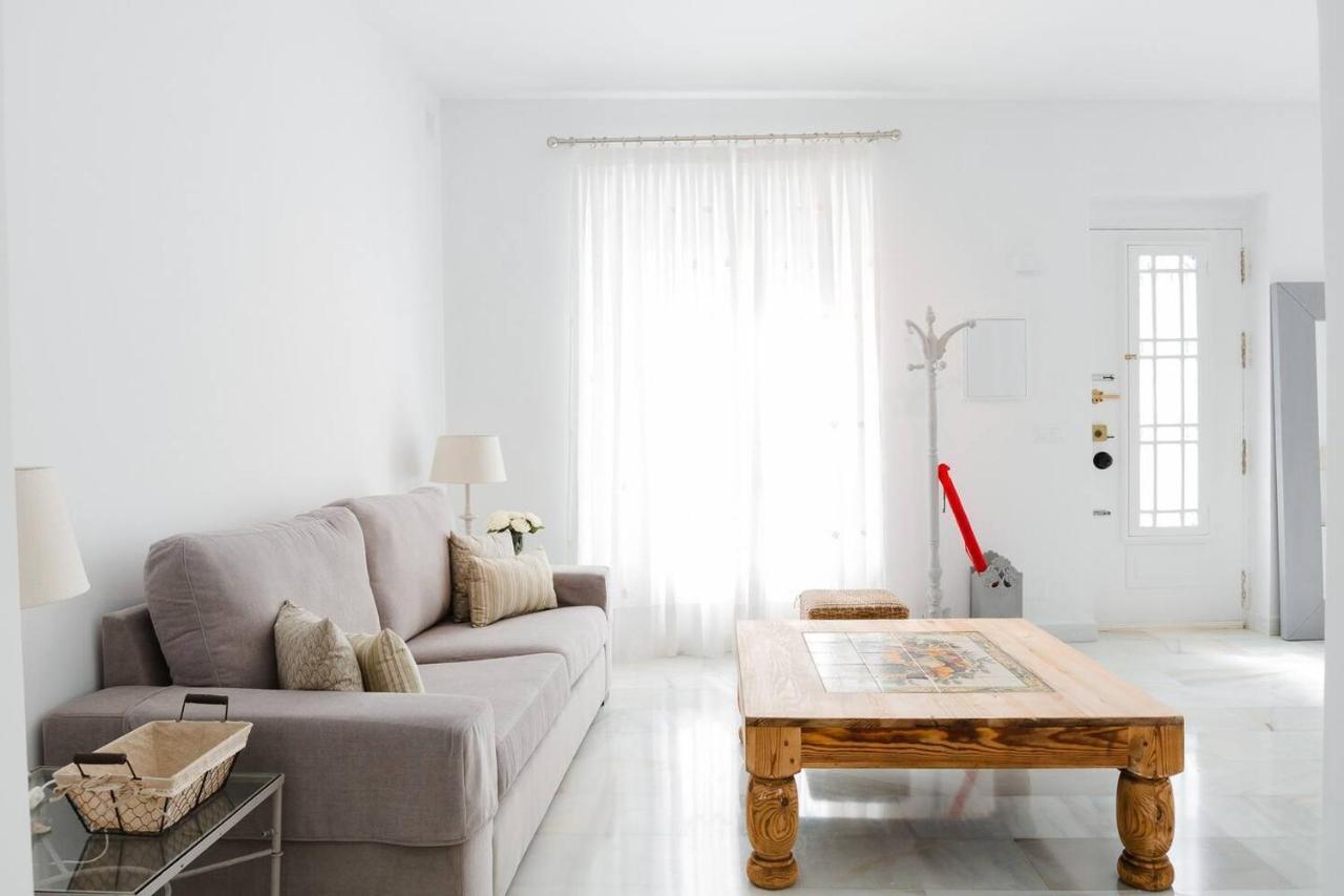 Loft En Primera Linea Del Paseo Maritimo Malaga Exterior photo